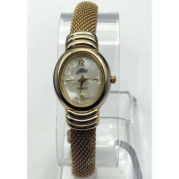 Alto Quartz Cuff Bracelet Womens Watch 22mm - Fresh Battery - Marble Like Face - Picture 2 of 10